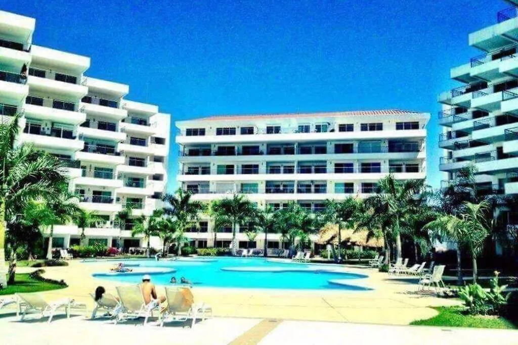 Condominio En La Marina Mazatlan Costa Veleros 0*,